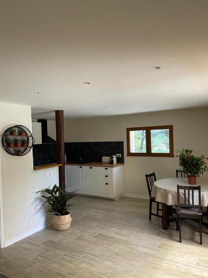 La Ribasse En Provence Apartment Венел Екстериор снимка